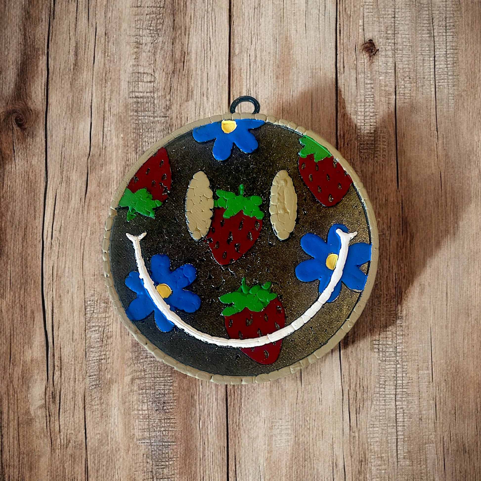 Black adorable smiley face freshie